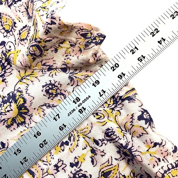 Old Navy Cream Floral Scoop Neck Swim T-Shirt, Medium Style 552577 Hi Low - Picture 5 of 9